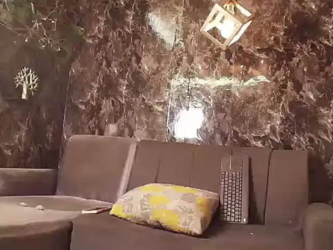 Snapshot of nicolai_drake chatting on 11-15-25, 03:37 nicolai drake online show from 11-15-25, 03:37