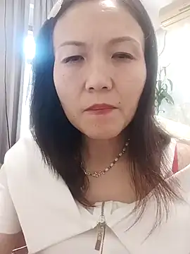 Snapshot of Joanna1122 chatting on 11-15-25, 04:32 Joanna1122 online show from 11-15-25, 04:32