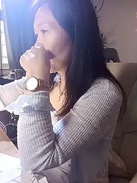 Snapshot of Joanna1122 chatting on 12-03-25, 01:46 Joanna1122 online show from 12-03-25, 01:46