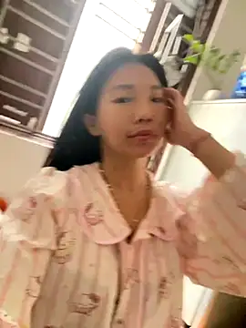 Miumieu online show from 11-08-25, 05:18