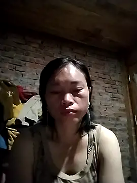 Snapshot of __Ngoc20__ chatting on 10-15-25, 02:39 Ngoc20 online show from 10-15-25, 02:39