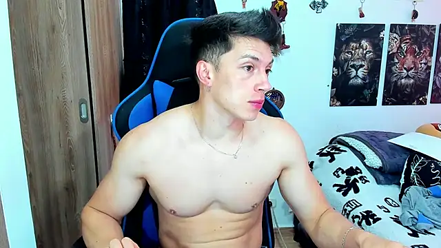 Snapshot of javiersexymann chatting on 02-15-25, 05:28 javiersexymann online show from 02-15-25, 05:28