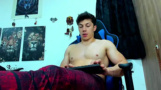 Snapshot of javiersexymann chatting on 03-04-25, 10:49 javiersexymann online show from 03-04-25, 10:49