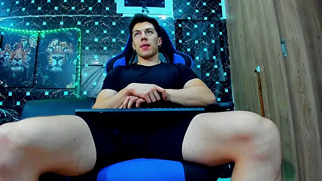 Snapshot of javiersexymann chatting on 09-16-25, 01:28 javiersexymann online show from 09-16-25, 01:28