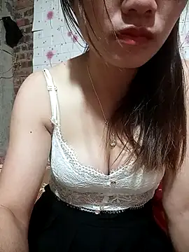 Snapshot of Findongg chatting on 10-01-25, 11:00 Findongg online show from 10-01-25, 11:00