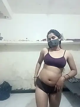 Snapshot of JULEE-740 chatting on 09-09-25, 11:54 JULEE-740 online show from 09-09-25, 11:54