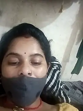 Snapshot of JULEE-740 chatting on 09-10-25, 12:05 JULEE-740 online show from 09-10-25, 12:05