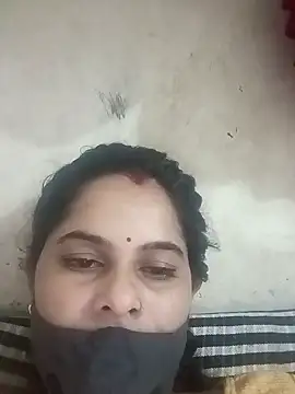 Snapshot of JULEE-740 chatting on 09-20-25, 03:46 JULEE-740 online show from 09-20-25, 03:46