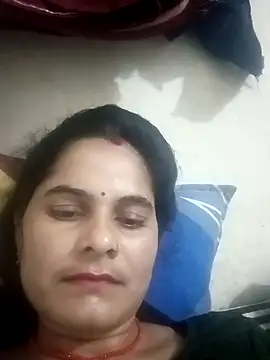 Snapshot of JULEE-740 chatting on 11-01-25, 09:22 JULEE-740 online show from 11-01-25, 09:22