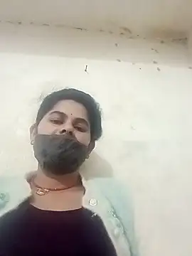 Snapshot of JULEE-740 chatting on 12-04-25, 02:59 JULEE-740 online show from 12-04-25, 02:59