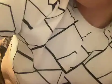 Snapshot of spookyspooky2 chatting on 10-09-25, 08:23 spookyspooky2 online show from 10-09-25, 08:23