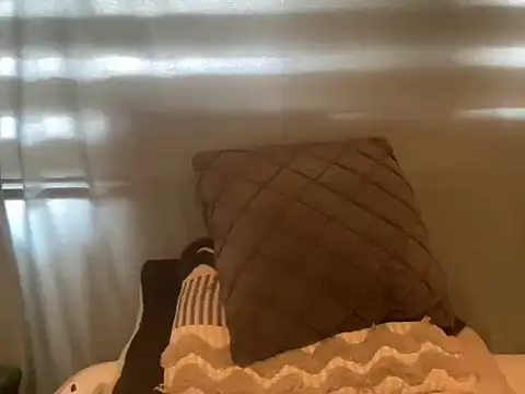 Snapshot of spookyspooky2 chatting on 12-13-25, 09:53 spookyspooky2 online show from 12-13-25, 09:53