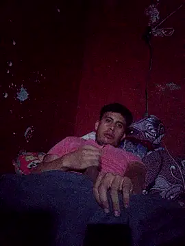 Snapshot of diegothc chatting on 10-15-25, 04:56 diegothc online show from 10-15-25, 04:56