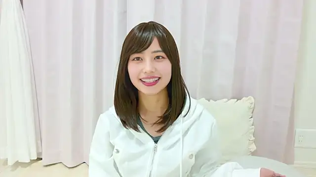 Snapshot of mana_4565 chatting on 01-12-26, 12:43 mana 4565 online show from 01-12-26, 12:43