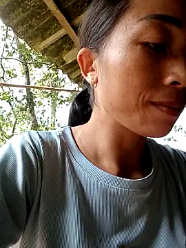 lucybaby00 online show from 10-18-25, 03:42