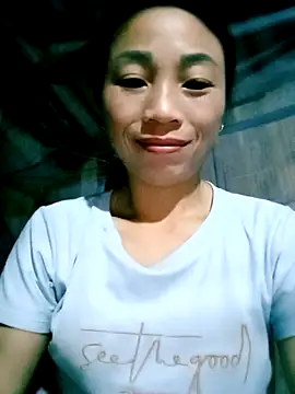 lucybaby00 online show from 11-04-25, 09:14