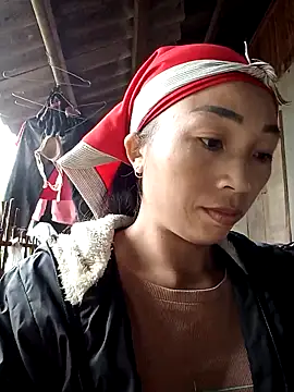 lucybaby00 online show from 11-12-25, 04:13