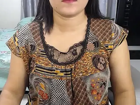 Snapshot of Ridiha_Pari chatting on 11-17-25, 12:27 Ridiha Pari online show from 11-17-25, 12:27