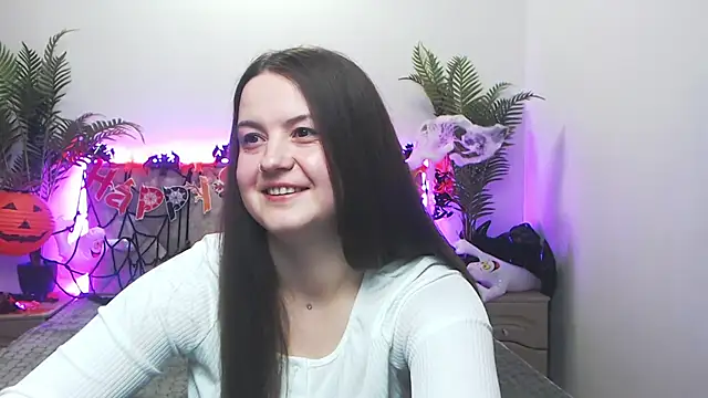 Snapshot of MavkaCute chatting on 10-28-25, 07:16 MavkaCute online show from 10-28-25, 07:16