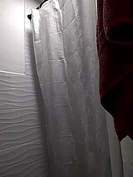 gabysanta  online show from 10-18-25, 12:28