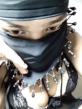 Snapshot of khhlmn chatting on 09-12-25, 04:40 khhlmn online show from 09-12-25, 04:40