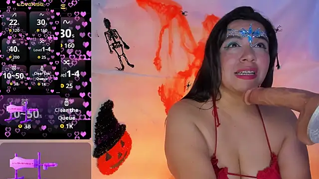 Snapshot of Alanna-sloppy chatting on 10-26-25, 01:44 Alanna-sloppy online show from 10-26-25, 01:44