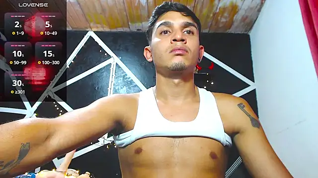 Angel latinboy online show from 09-22-25, 09:06