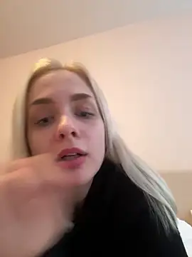 Snapshot of DaryaDoll chatting on 11-30-25, 08:07 DaryaDoll online show from 11-30-25, 08:07