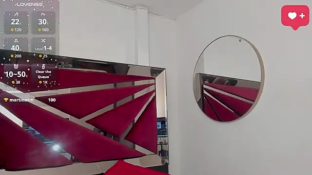 SaraWagner  online show from 05-15-26, 10:50