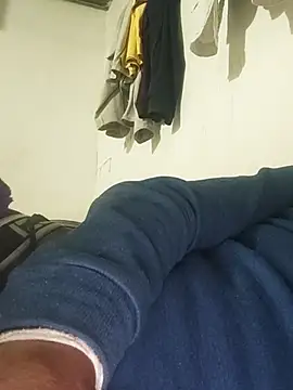 Snapshot of tupha232 chatting on 02-21-26, 05:36 tupha232 online show from 02-21-26, 05:36