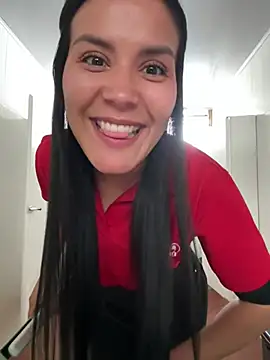 MacaW09 online show from 02-19-26, 01:51