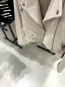 Snapshot of eddivad6974 chatting on 10-09-25, 03:10 eddivad6974 online show from 10-09-25, 03:10