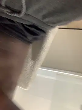 junior21m online show from 10-01-25, 01:28