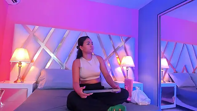 JadeeKhan online show from 10-09-25, 08:18