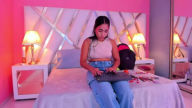 JadeeKhan online show from 10-17-25, 08:55