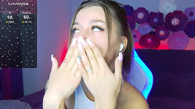 LindaBrilliant online show from 09-27-25, 01:32