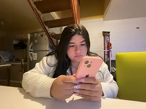 Snapshot of Tukatita69 chatting on 04-28-26, 02:27 Tukatita69 online show from 04-28-26, 02:27