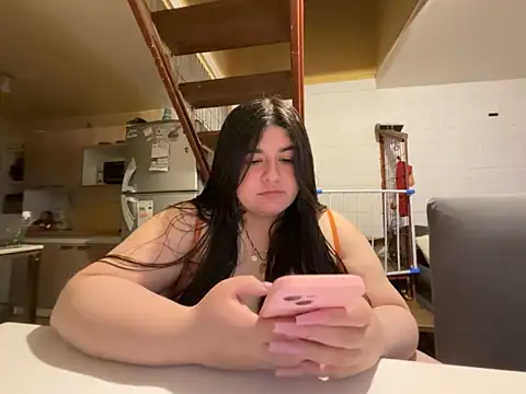 Snapshot of Tukatita69 chatting on 05-20-26, 02:29 Tukatita69 online show from 05-20-26, 02:29