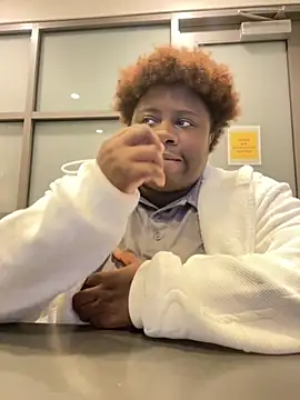 Snapshot of Breezylws chatting on 10-04-25, 08:12 Breezylws online show from 10-04-25, 08:12