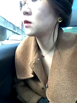 Snapshot of jiajia1060 chatting on 10-21-25, 02:23 jiajia1060 online show from 10-21-25, 02:23