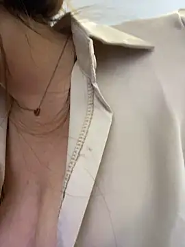 Snapshot of jiajia1060 chatting on 11-20-25, 01:00 jiajia1060 online show from 11-20-25, 01:00