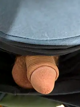 Sweethoneygun online show from 09-24-25, 03:26