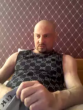 Snapshot of _NEREZA_ chatting on 09-17-25, 02:52 NEREZA online show from 09-17-25, 02:52