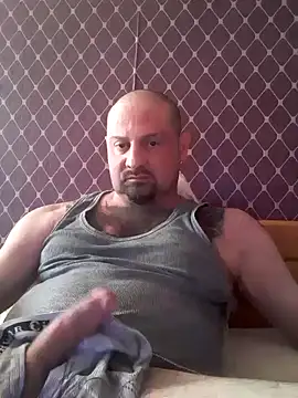 Snapshot of _NEREZA_ chatting on 10-11-25, 03:10 NEREZA online show from 10-11-25, 03:10