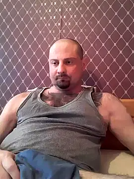 Snapshot of _NEREZA_ chatting on 10-25-25, 03:29 NEREZA online show from 10-25-25, 03:29