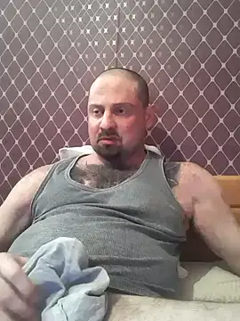 Snapshot of _NEREZA_ chatting on 10-28-25, 04:53 NEREZA online show from 10-28-25, 04:53