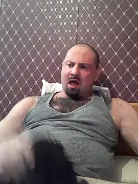 Snapshot of _NEREZA_ chatting on 10-29-25, 03:25 NEREZA online show from 10-29-25, 03:25