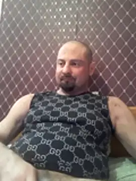 Snapshot of _NEREZA_ chatting on 11-15-25, 04:14 NEREZA online show from 11-15-25, 04:14