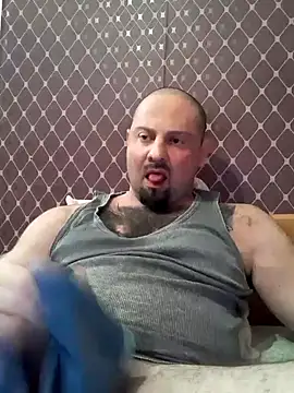 Snapshot of _NEREZA_ chatting on 11-18-25, 03:49 NEREZA online show from 11-18-25, 03:49