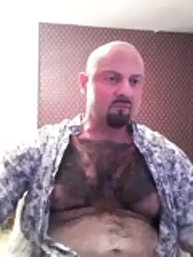 Snapshot of _NEREZA_ chatting on 12-19-25, 05:42 NEREZA online show from 12-19-25, 05:42